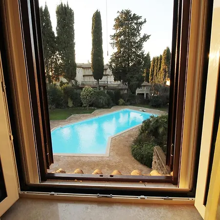 Fratelli Maristi Villa * Rome