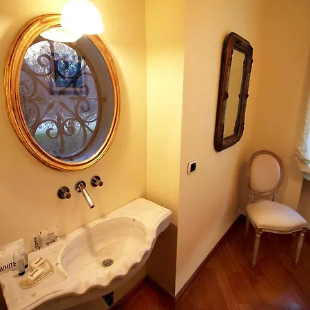 Fratelli Maristi Villa * Rome