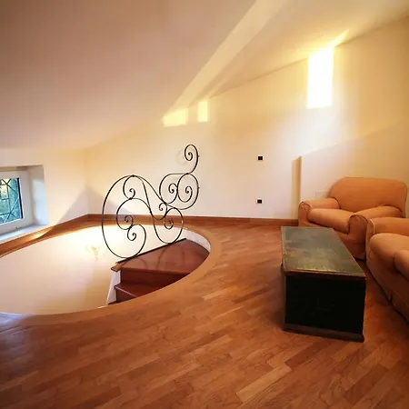 Villa Fratelli Maristi Villa *